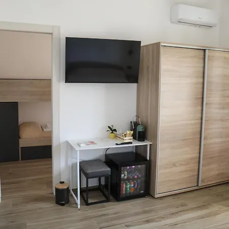 Guest house Brezza Di 3*